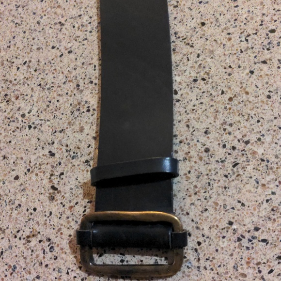 CLUB MONACO /Women's Adjustable Leather Belt (OS) - Picture 12 of 16